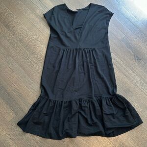 Black tiered sleeveless dress